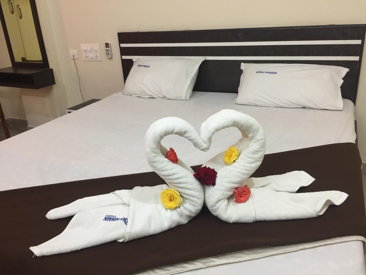 Hotel Nithin Krishna Tirupati Exteriér fotografie