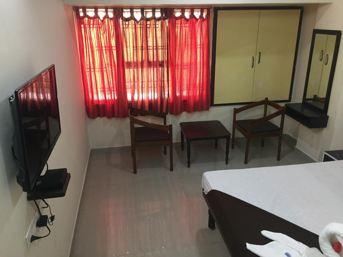 Hotel Nithin Krishna Tirupati Exteriér fotografie
